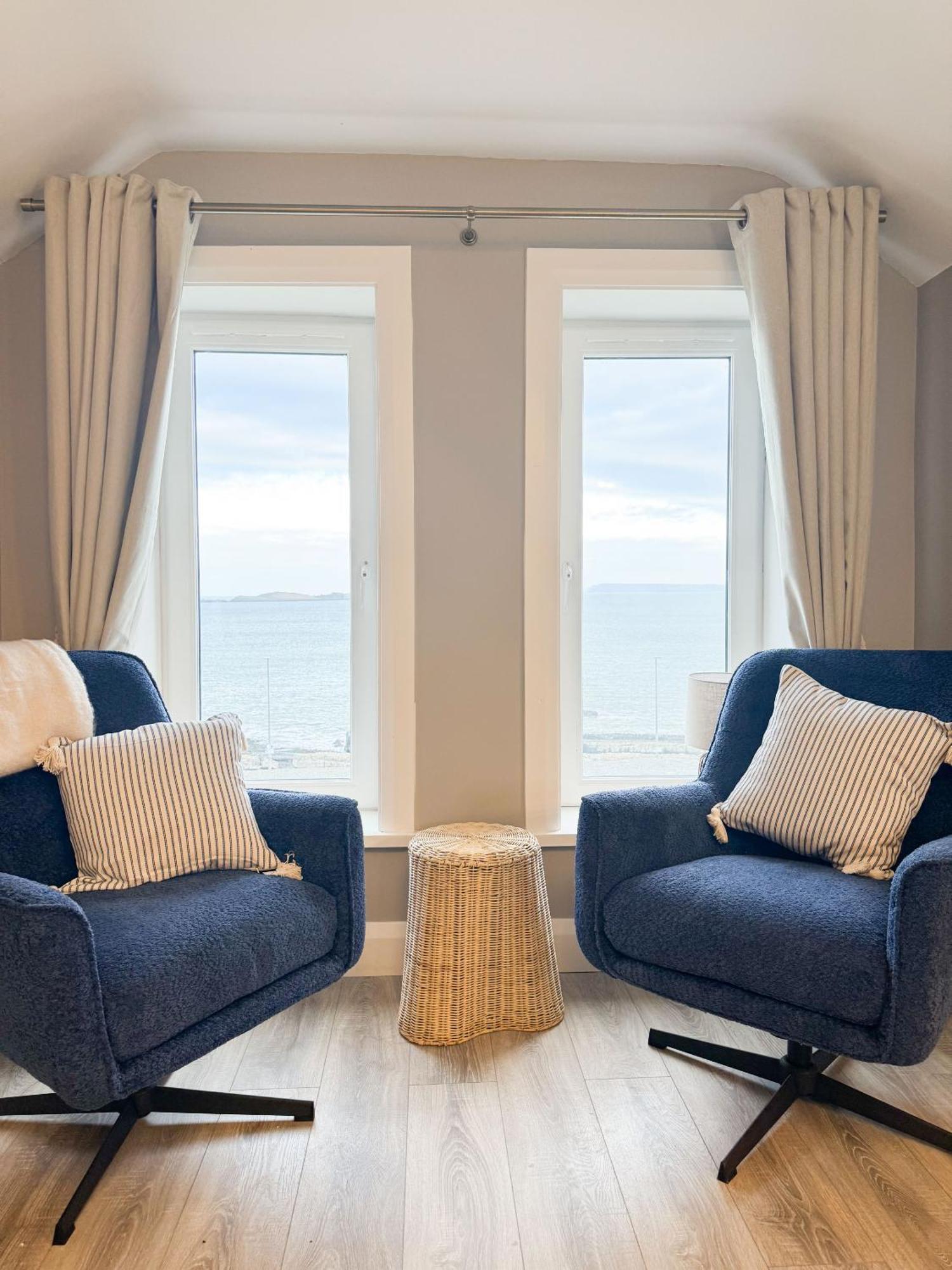 No 6 Lansdowne Apartment พอร์ตรัช ห้อง รูปภาพ