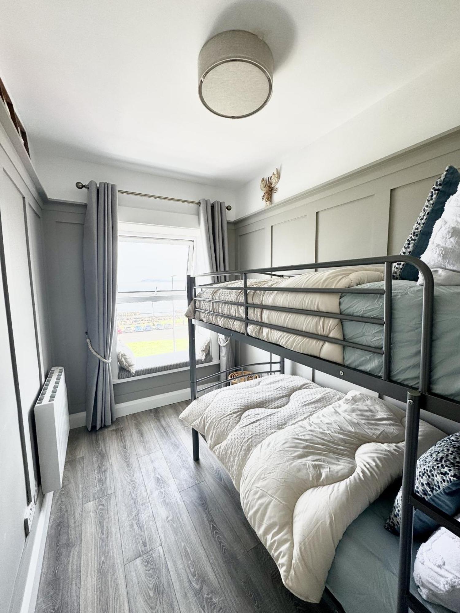 No 6 Lansdowne Apartment พอร์ตรัช ห้อง รูปภาพ